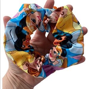 Disney Princess hair scrunchie ✨